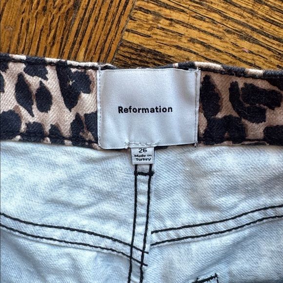 Reformation Cary High Rise Leopard Print Jeans - Picture 3 of 3